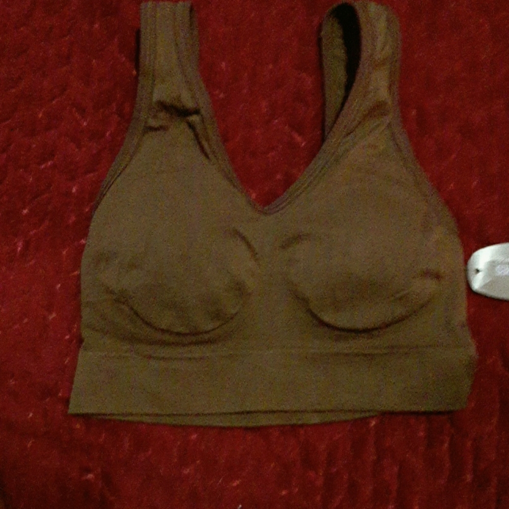 I'm sell two sports bra's for the price of one